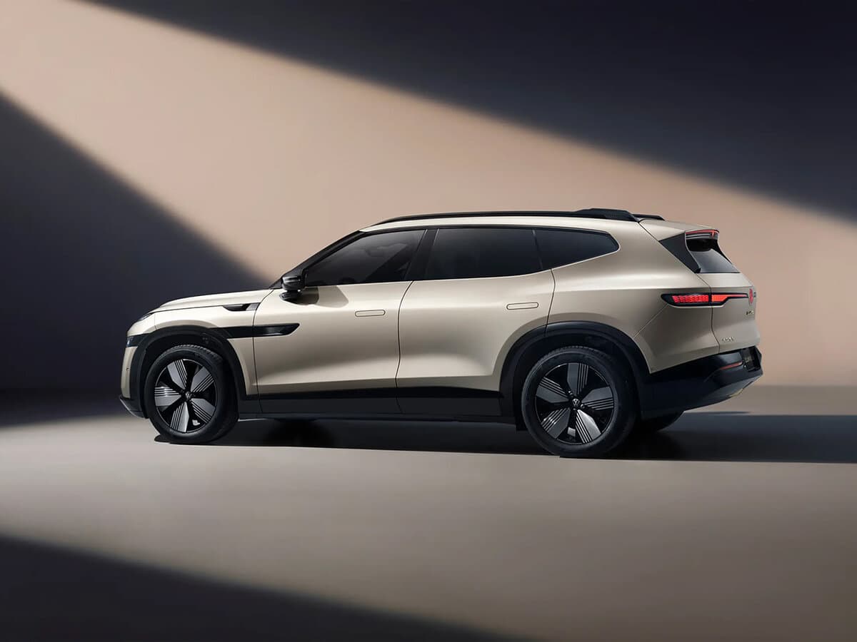 Volkswagen ID.Unyx 08 2025 – indiyədək — Yandan