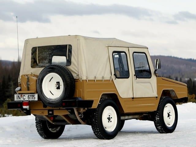 Volkswagen Iltis 1978 – 1988 — 3/4 arxadan