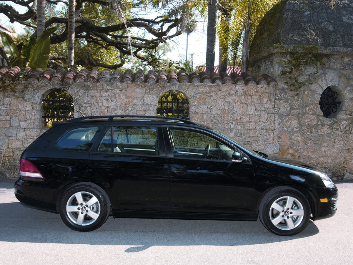 Volkswagen Jetta V — Yandan