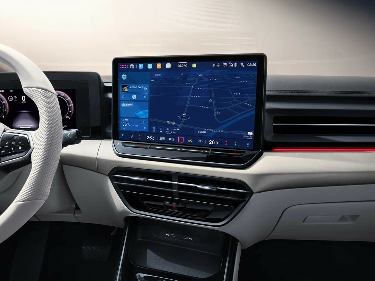Volkswagen Lamando II Restayling — Salon, arxadan