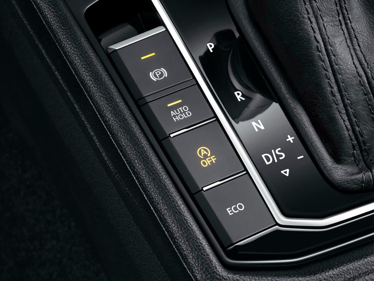 Volkswagen Lavida III Restayling — Salon, arxadan