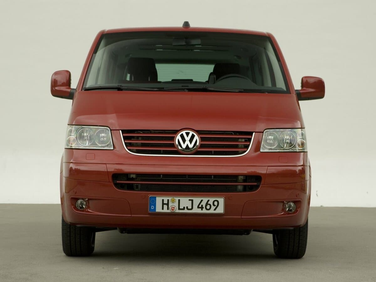 Volkswagen Multivan T5 — Öndən