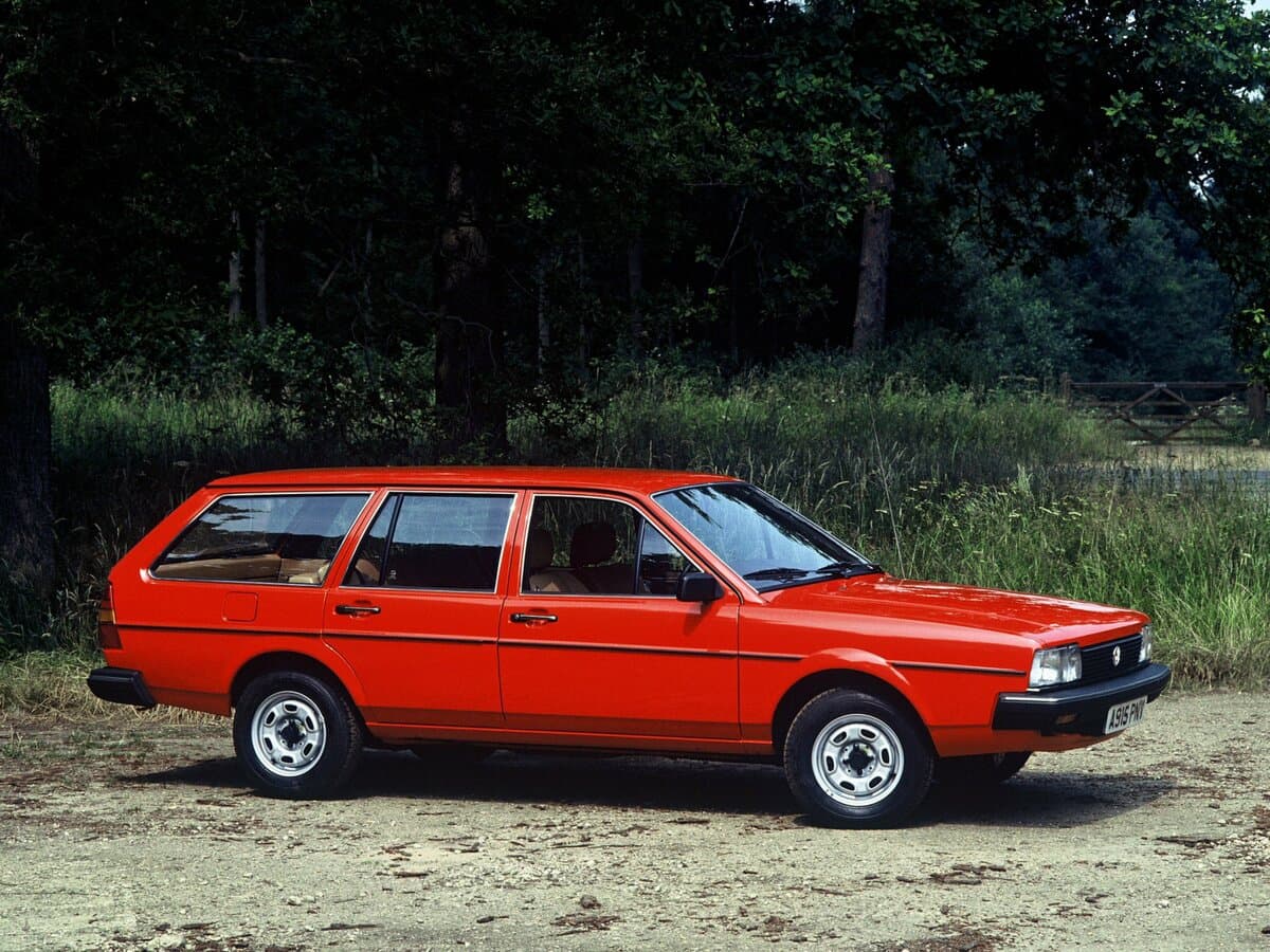 Volkswagen Passat B2 — Yandan