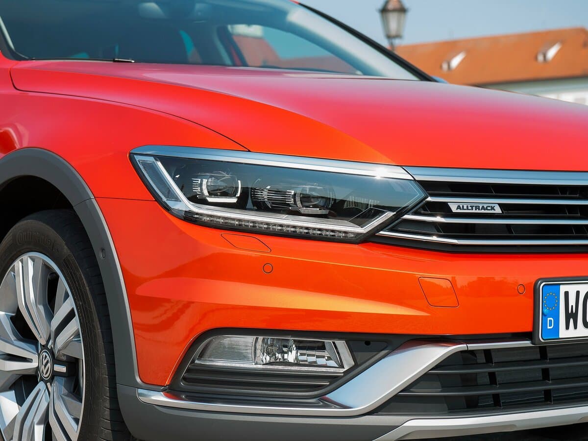 Volkswagen Passat B8 — Fara