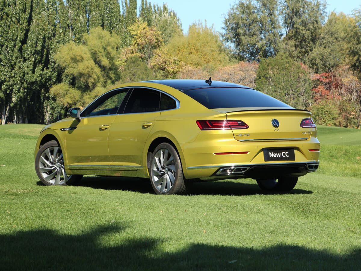 Volkswagen Passat CC II Restayling — 3/4 arxadan