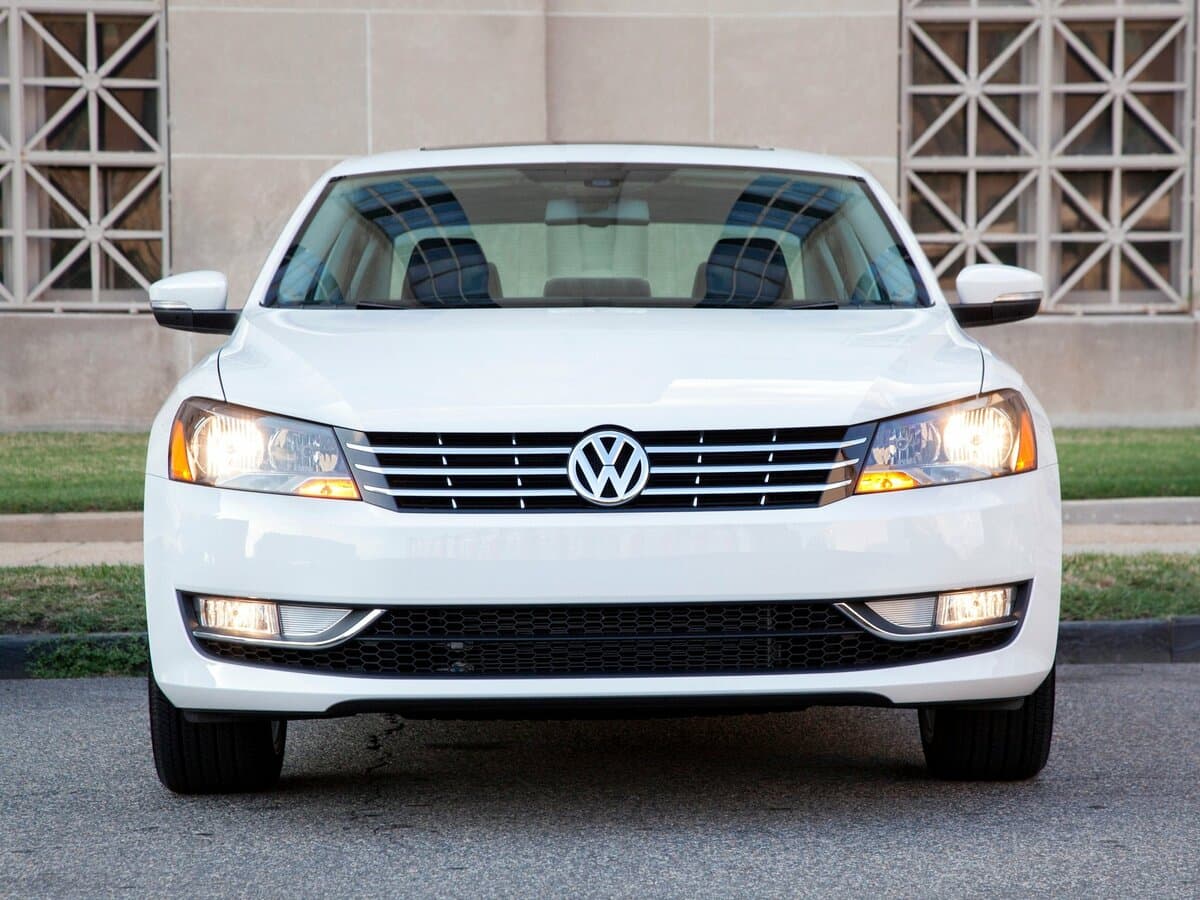 Volkswagen Passat (North America and China) I — Öndən