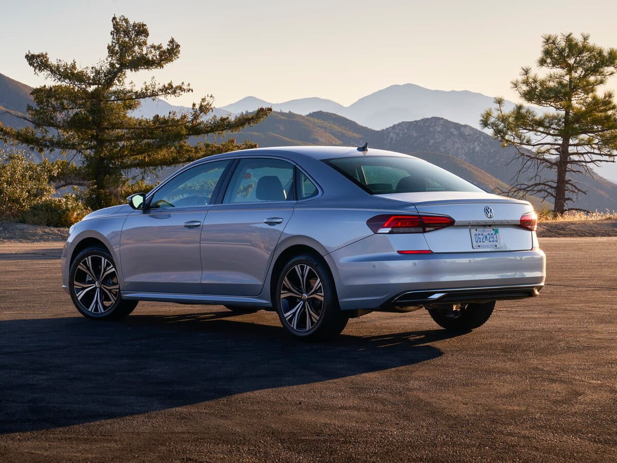 Volkswagen Passat (North America and China) II (NA Market) — 3/4 arxadan