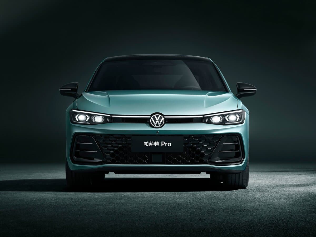 Volkswagen Passat (North America and China) Pro I — Öndən