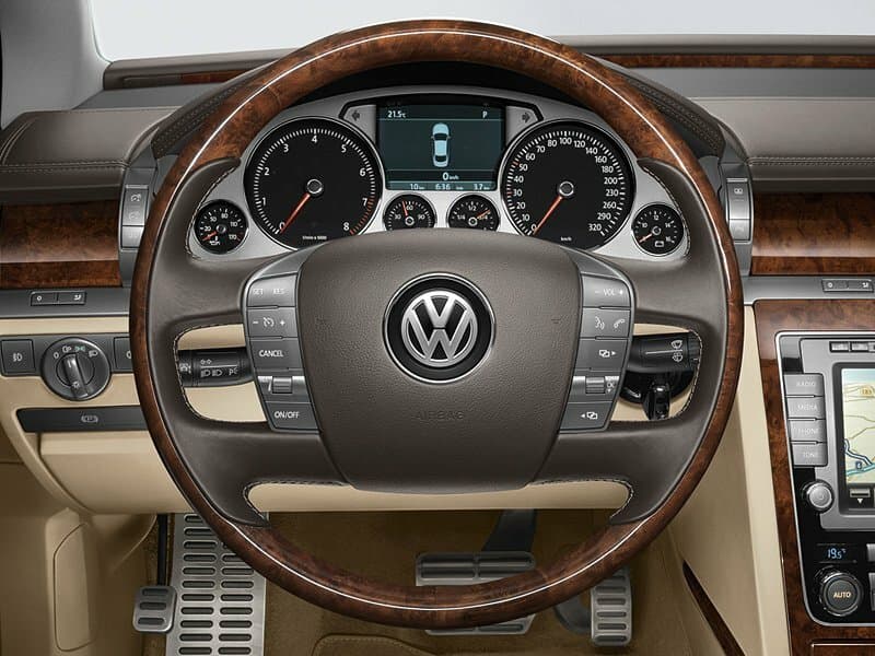 Volkswagen Phaeton I Restayling — Sükan