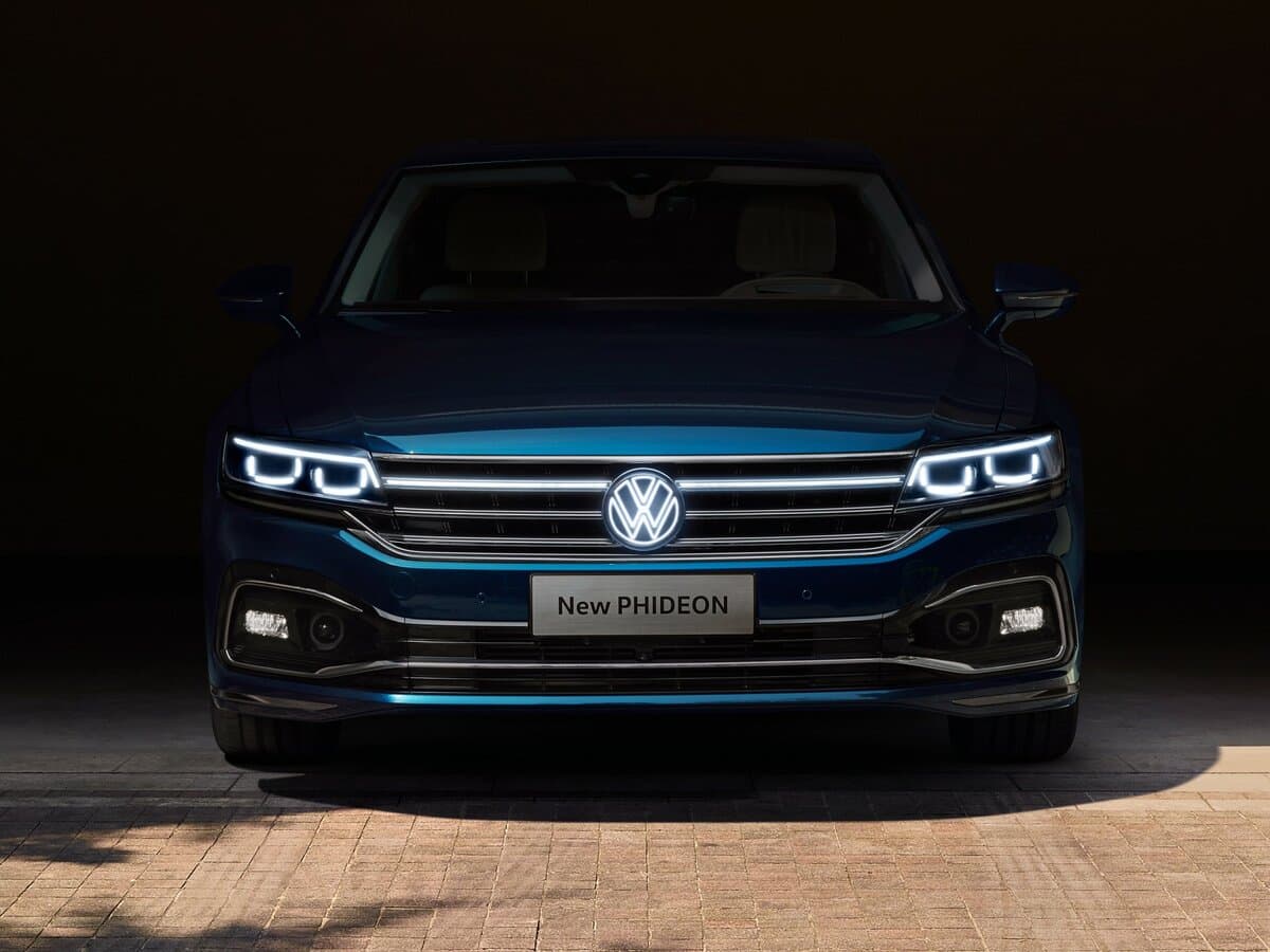 Volkswagen Phideon I Restayling — Öndən