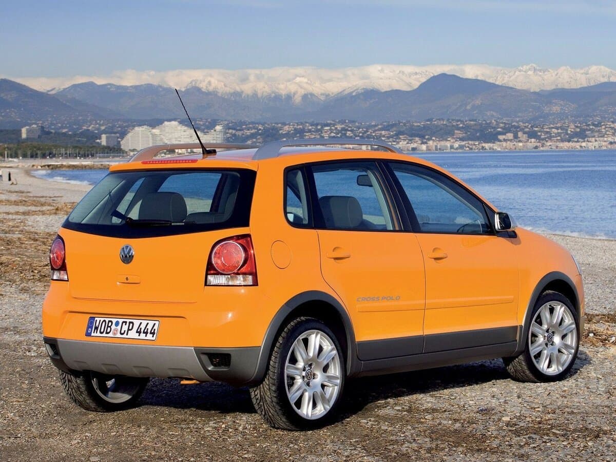 Volkswagen Polo IV Restayling — 3/4 arxadan