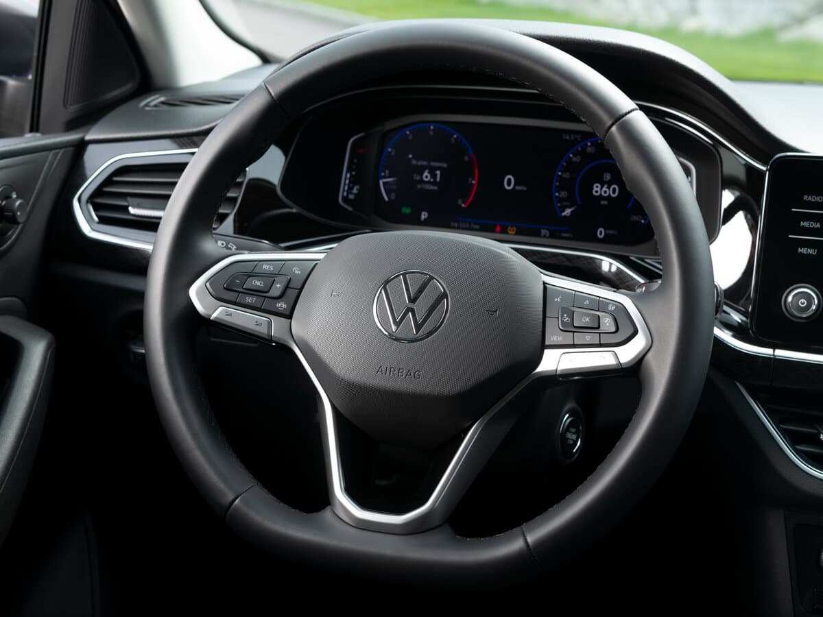 Volkswagen Polo VI — Sükan