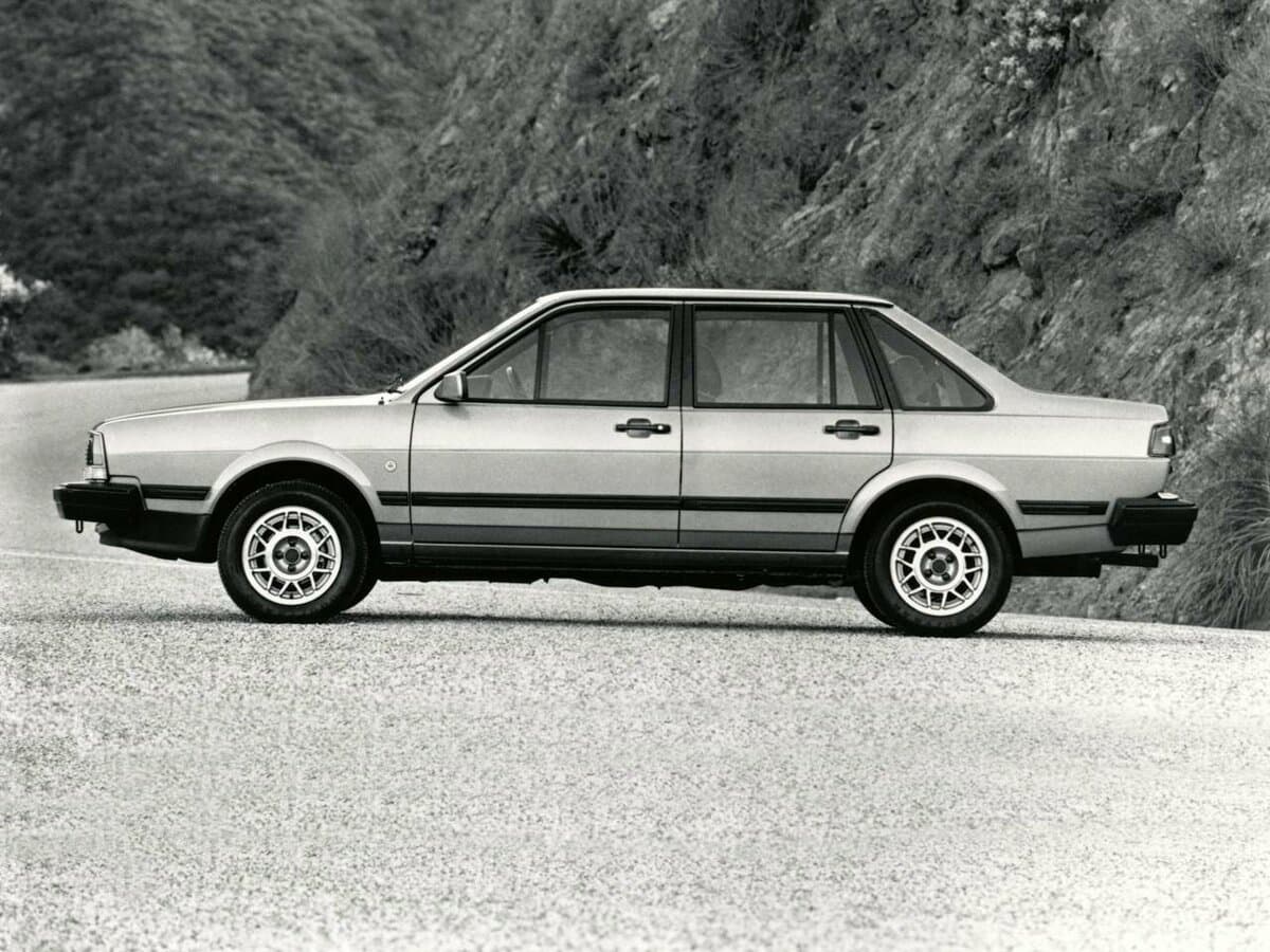Volkswagen Quantum I — yandan görünüş