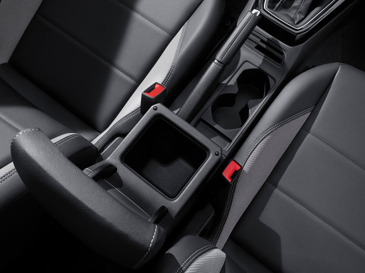 Volkswagen Tacqua 2019 – indiyədək — Salon, arxadan