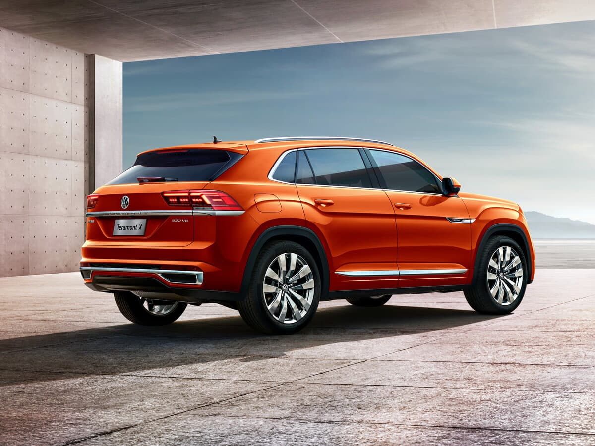 Volkswagen Teramont I — 3/4 arxadan