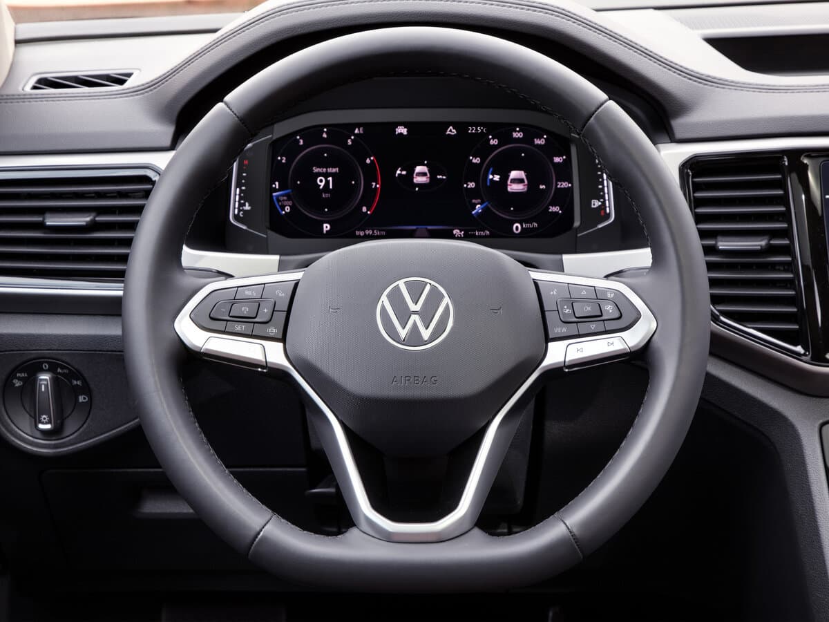 Volkswagen Teramont I Restayling — Sükan