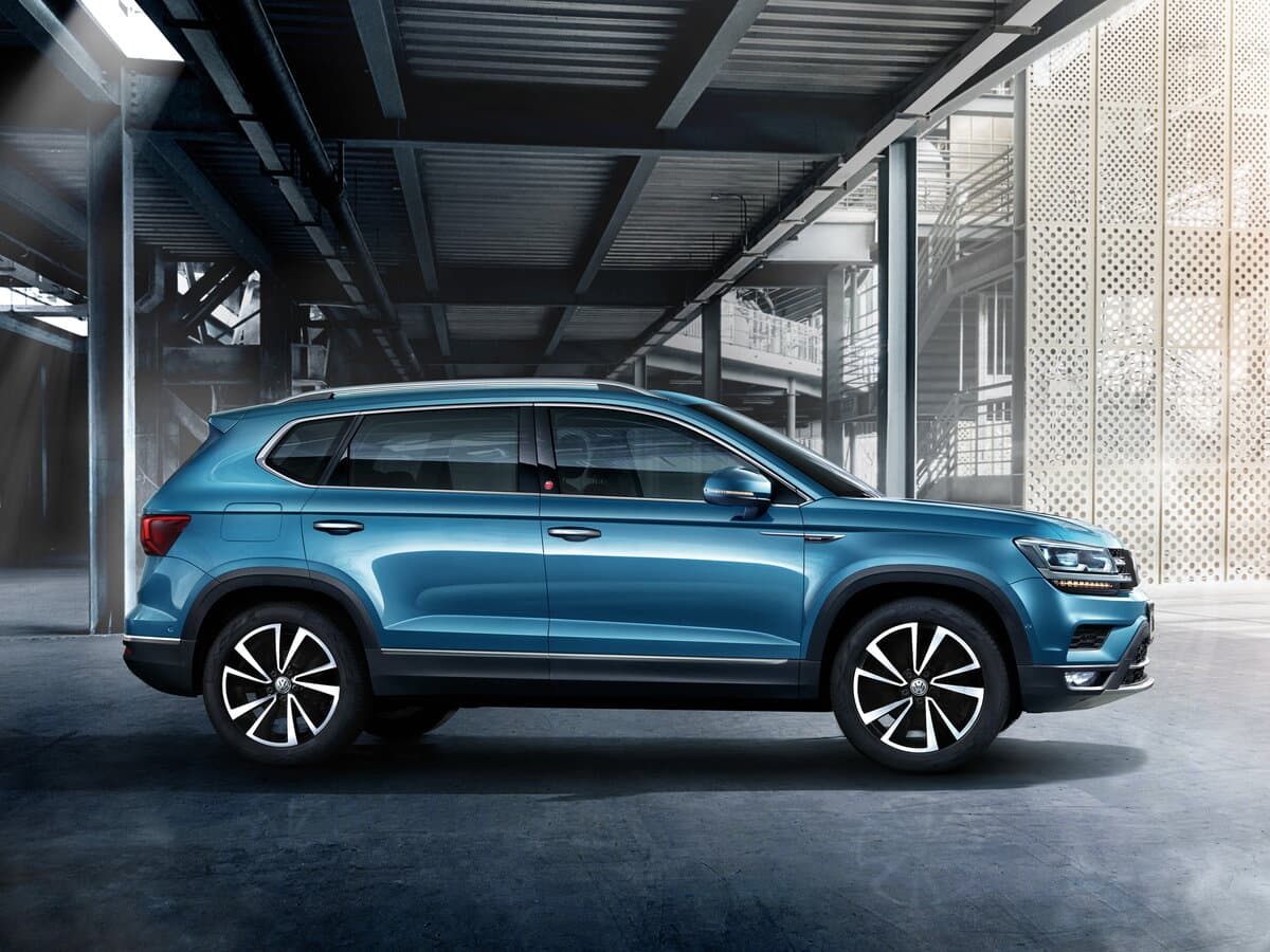 Volkswagen Tharu I — Yandan