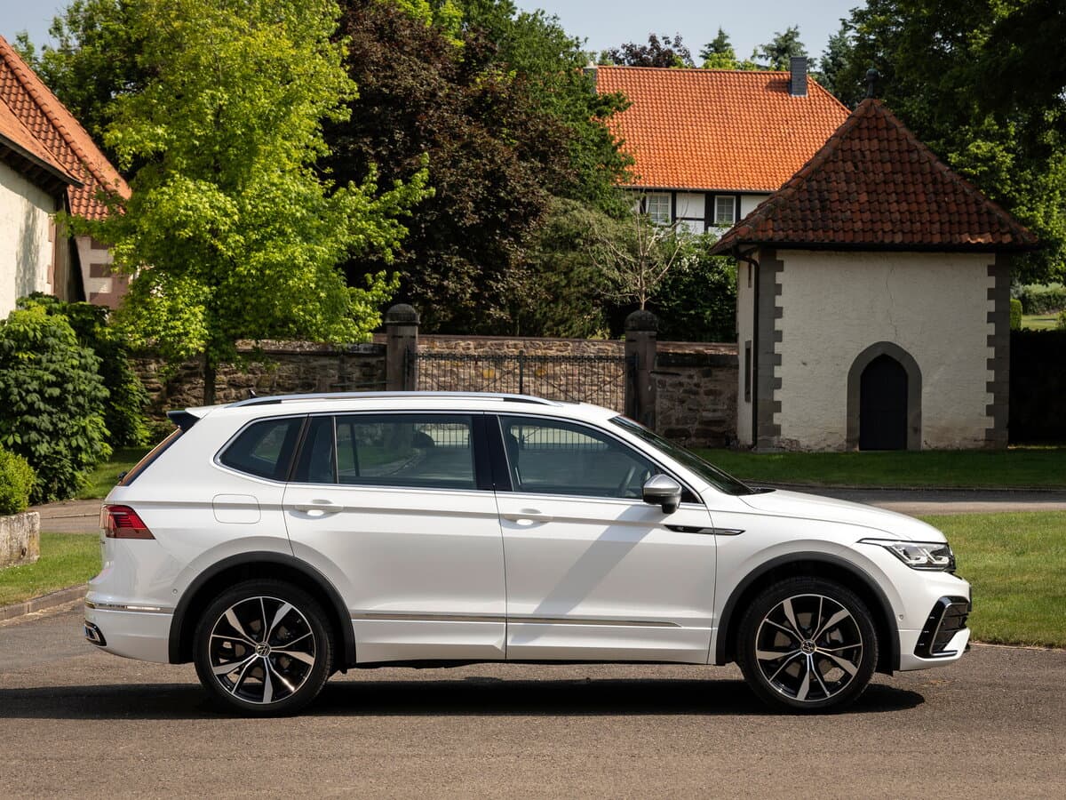 Volkswagen Tiguan II Restayling — Yandan