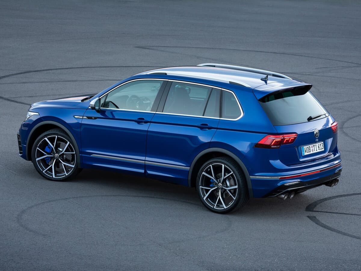 Volkswagen Tiguan R 2020 – 2024 — 3/4 arxadan