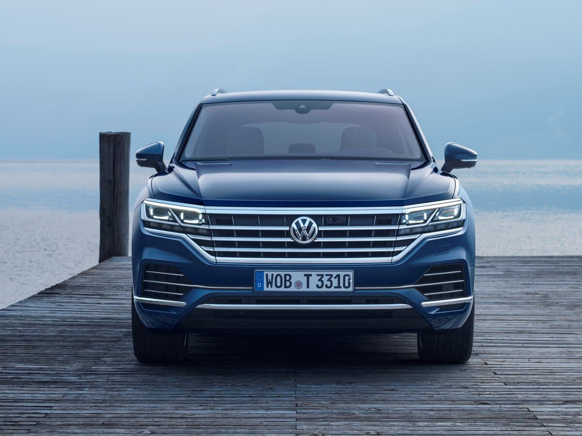 Volkswagen Touareg III — Öndən
