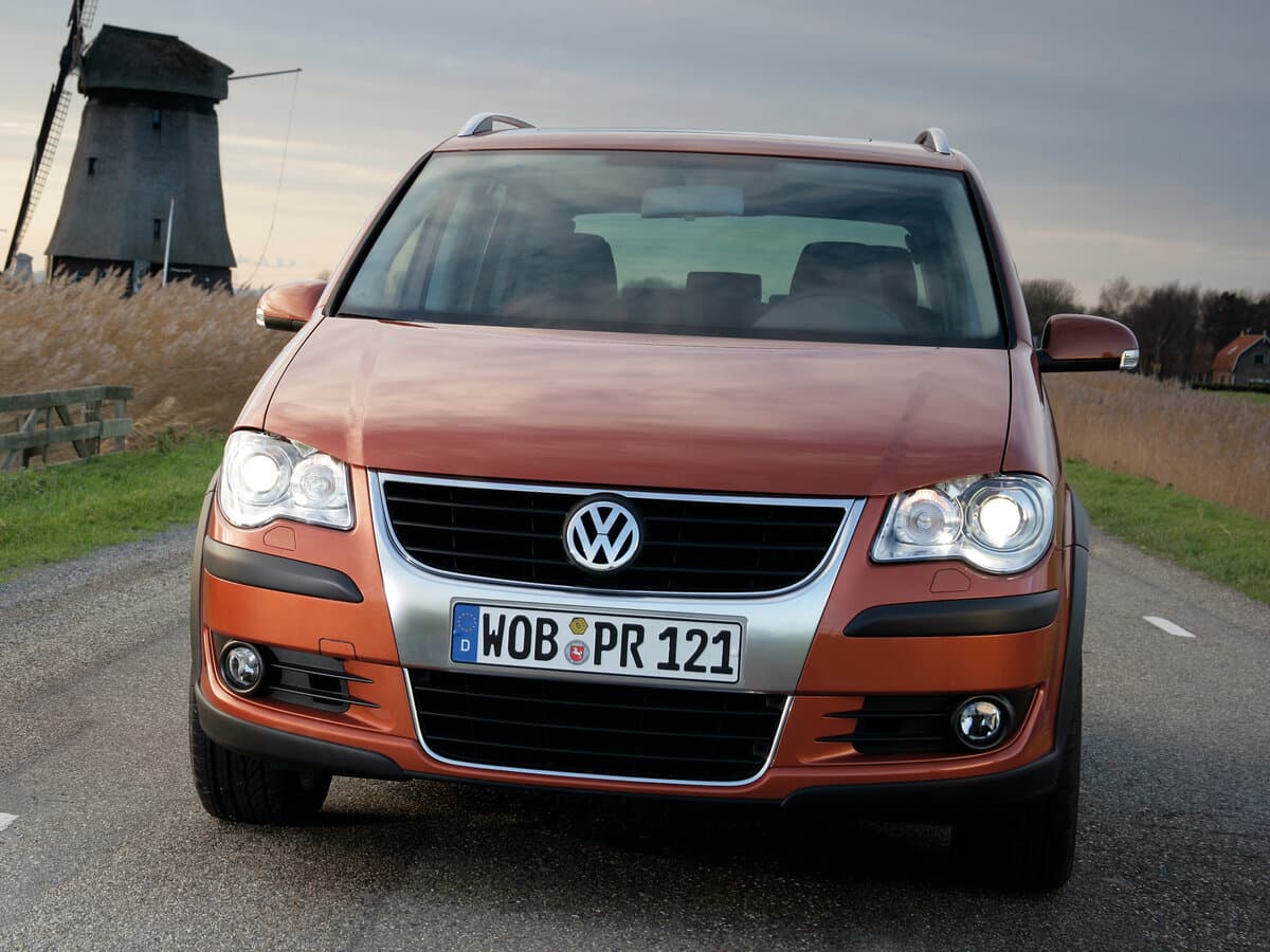 Volkswagen Touran I Restayling — Öndən