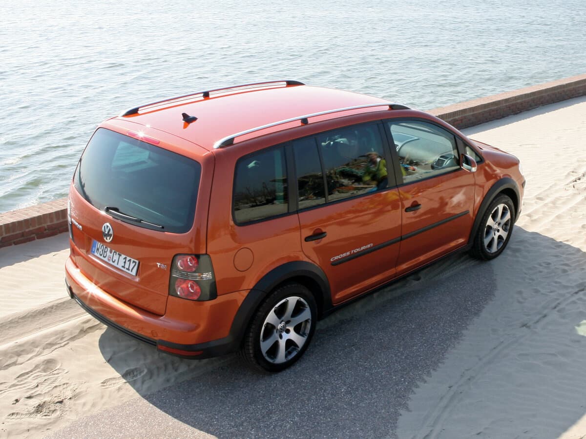Volkswagen Touran I Restayling — Yandan