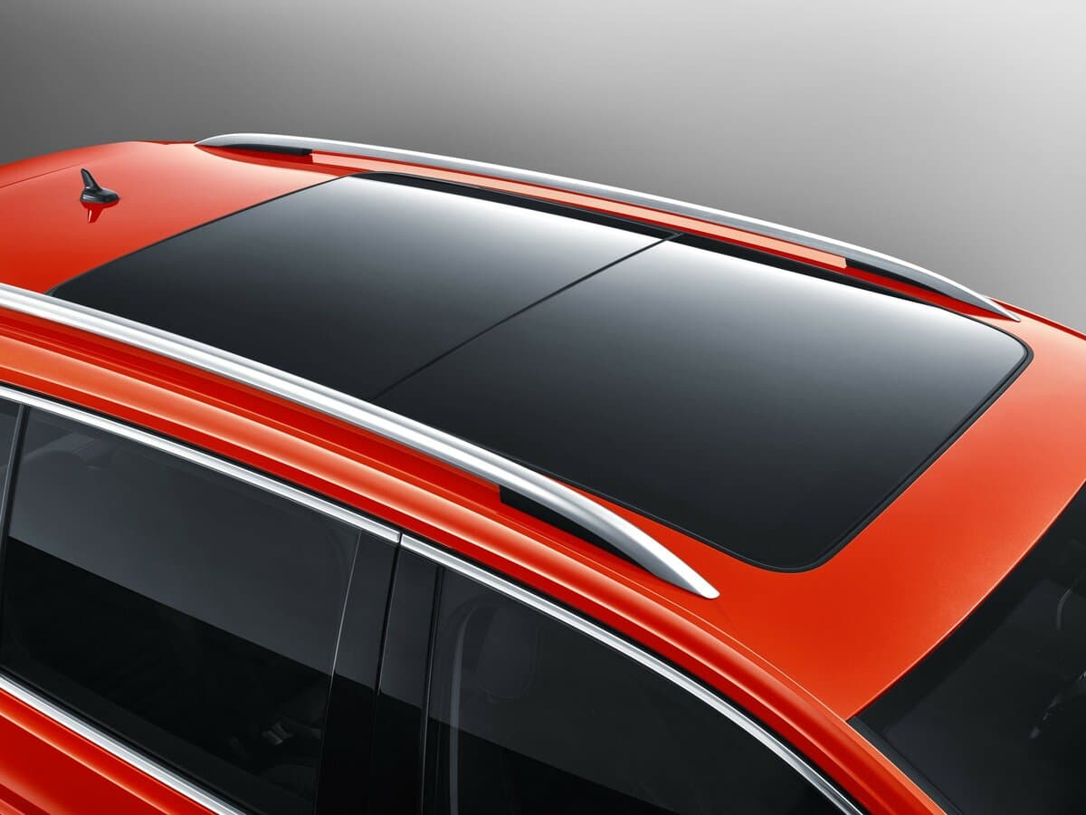 Volkswagen Touran II — Salon, öndən