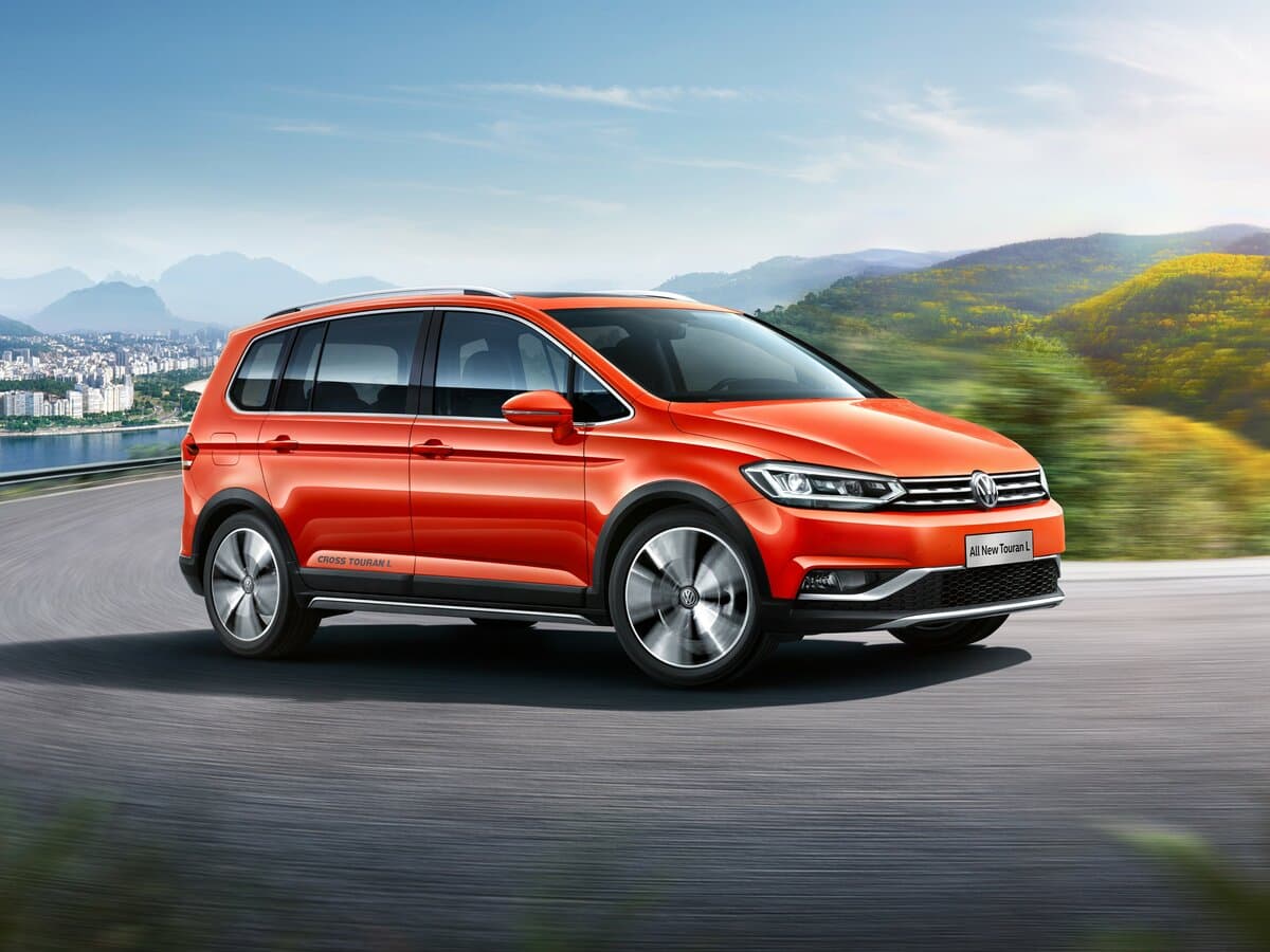 Volkswagen Touran II — Yandan