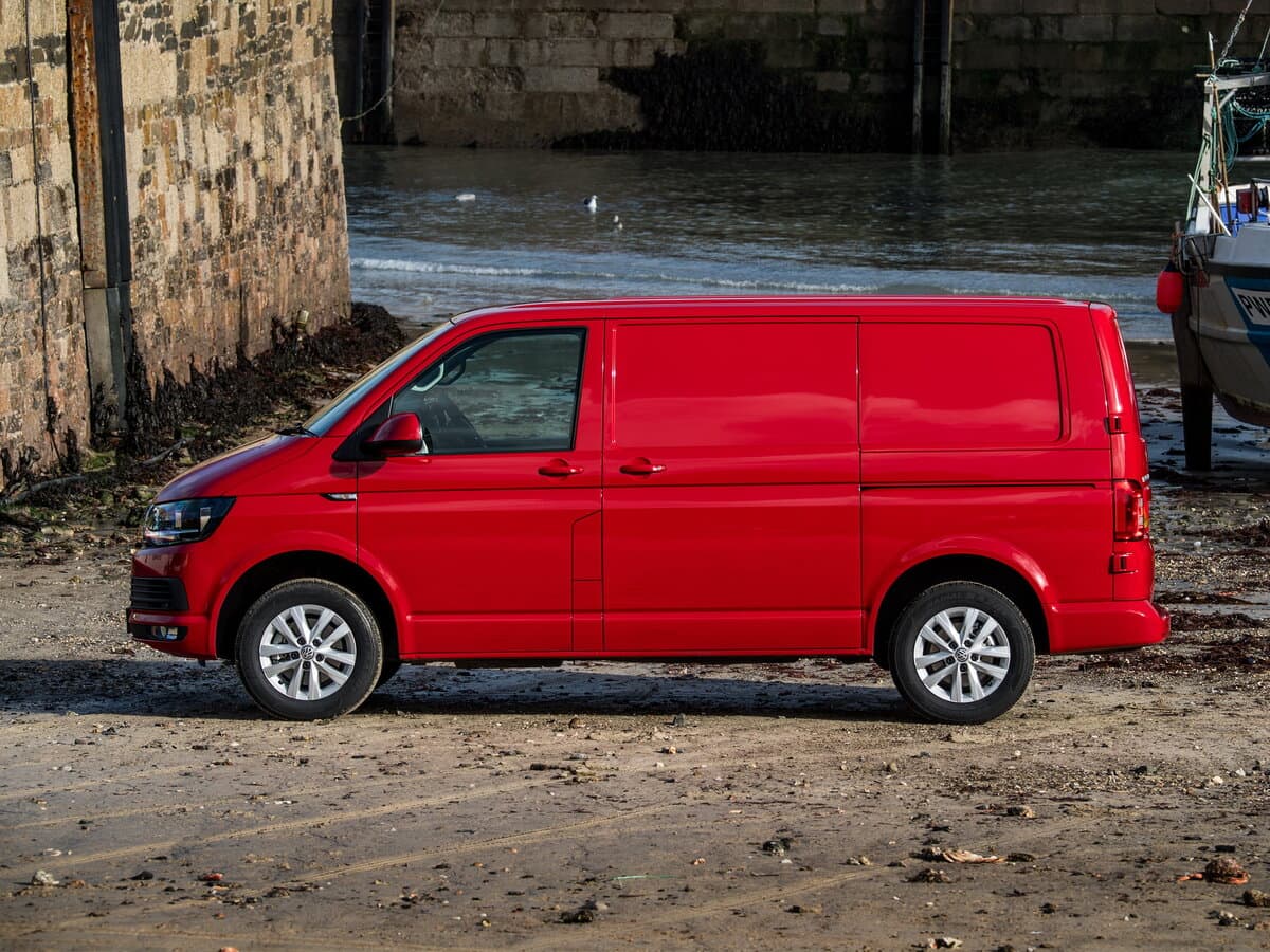 Volkswagen Transporter T6 — Yandan