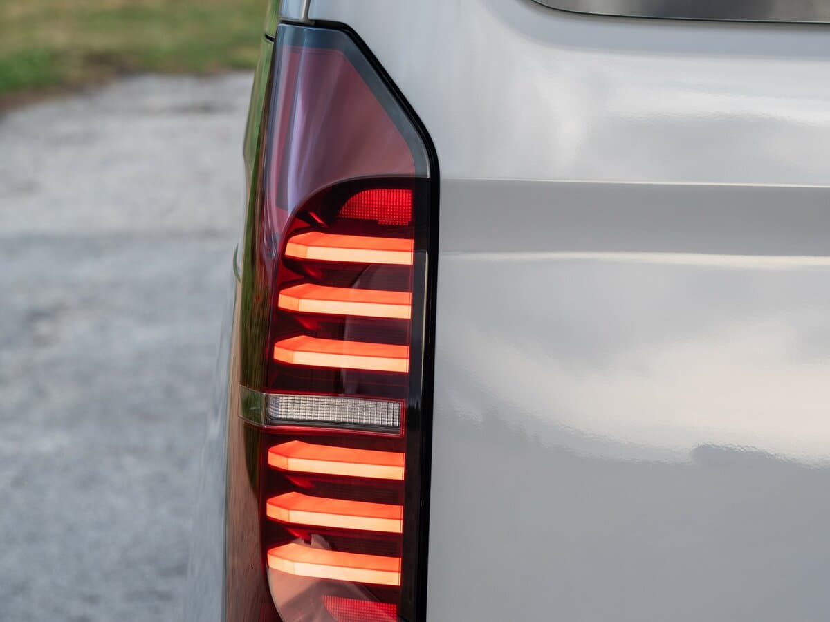 Volkswagen Transporter T7 — Detal