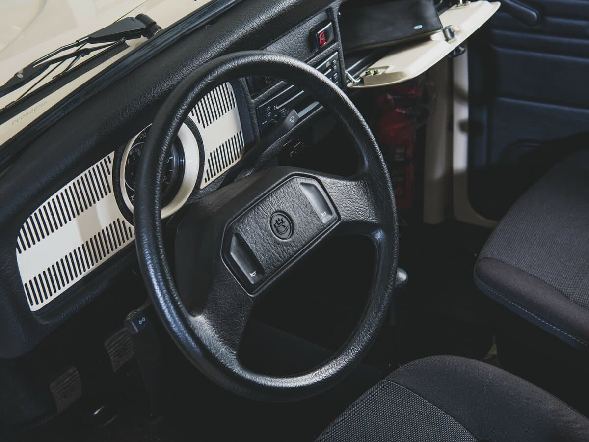 Volkswagen Type 1 1938 – 2003 — Sükan