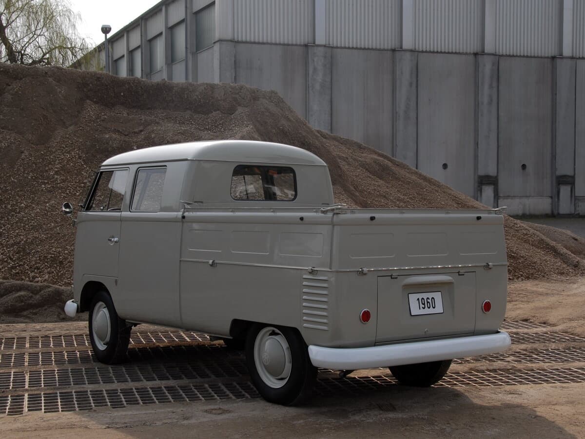 Volkswagen Type 2 T1 — 3/4 arxadan