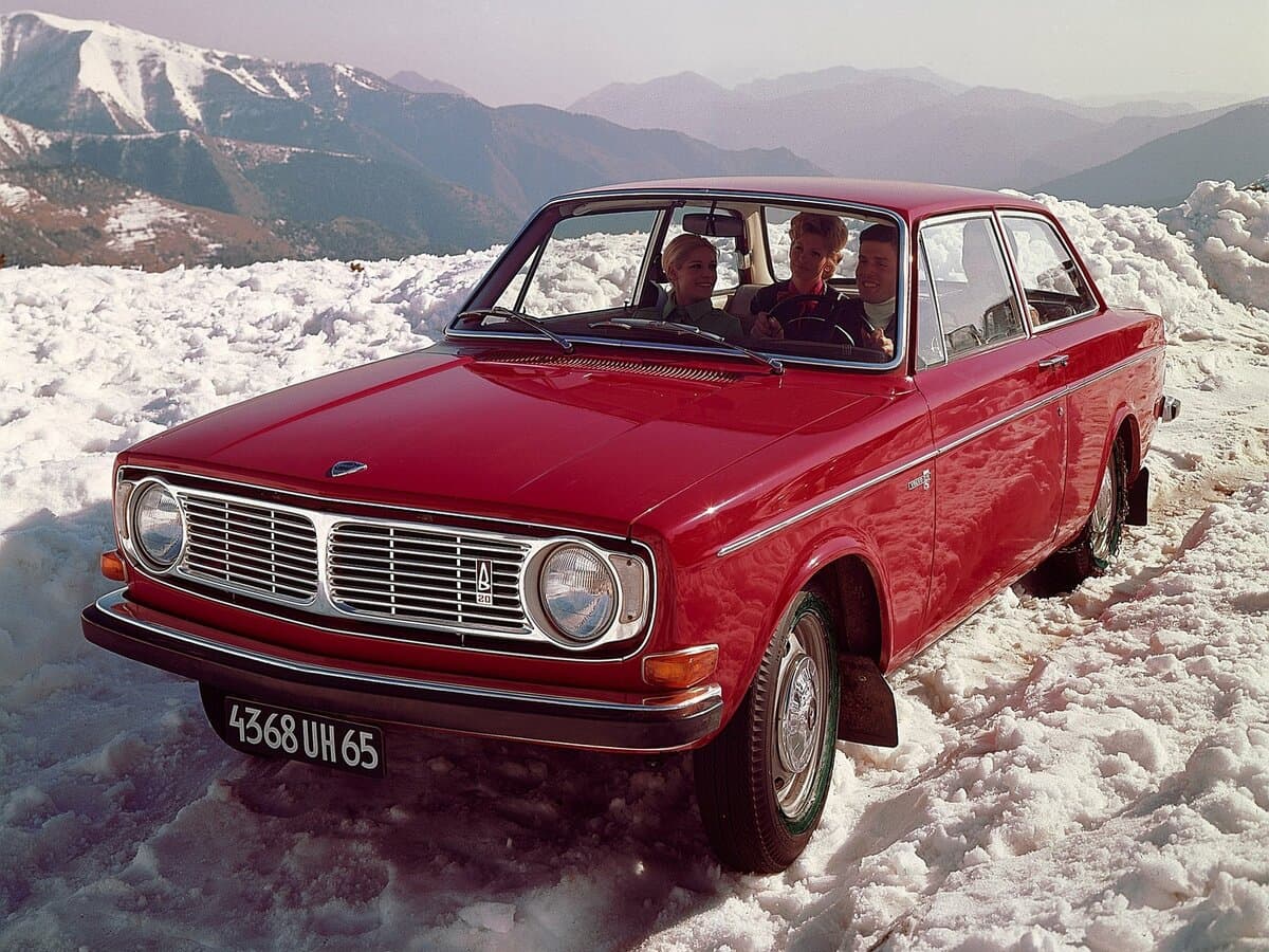 Volvo 140 Series 1966 – 1975 — Əsas şəkil