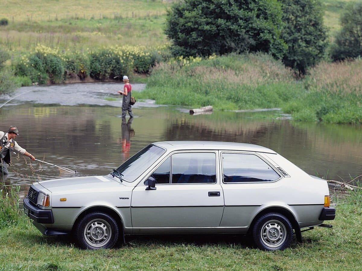 Volvo 300 Series 1975 – 1991 — Yandan