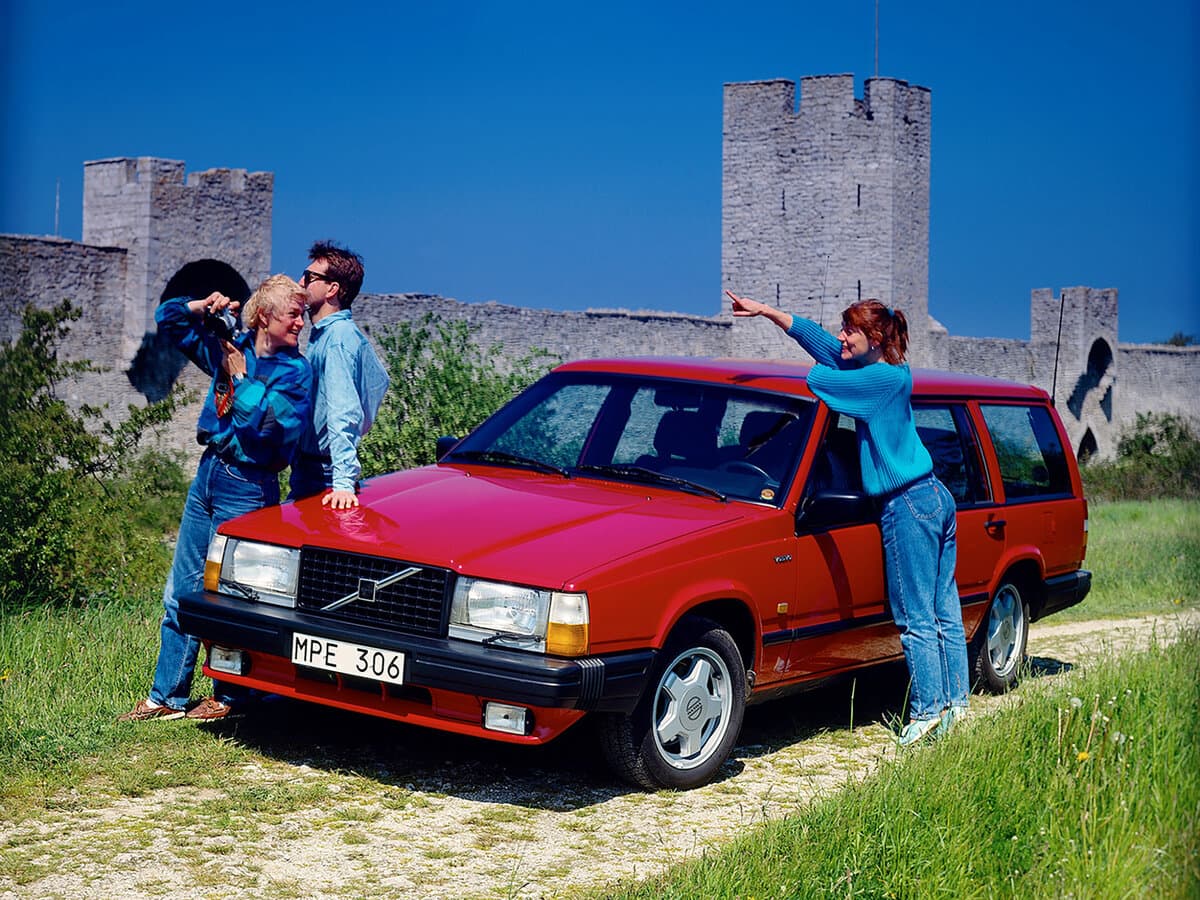 Volvo 740 1983 – 1992 — Öndən