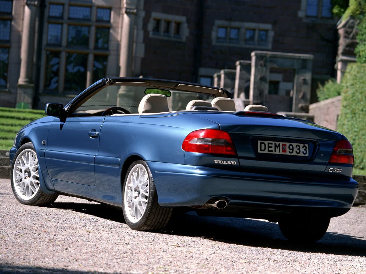 Volvo C70 I — 3/4 arxadan