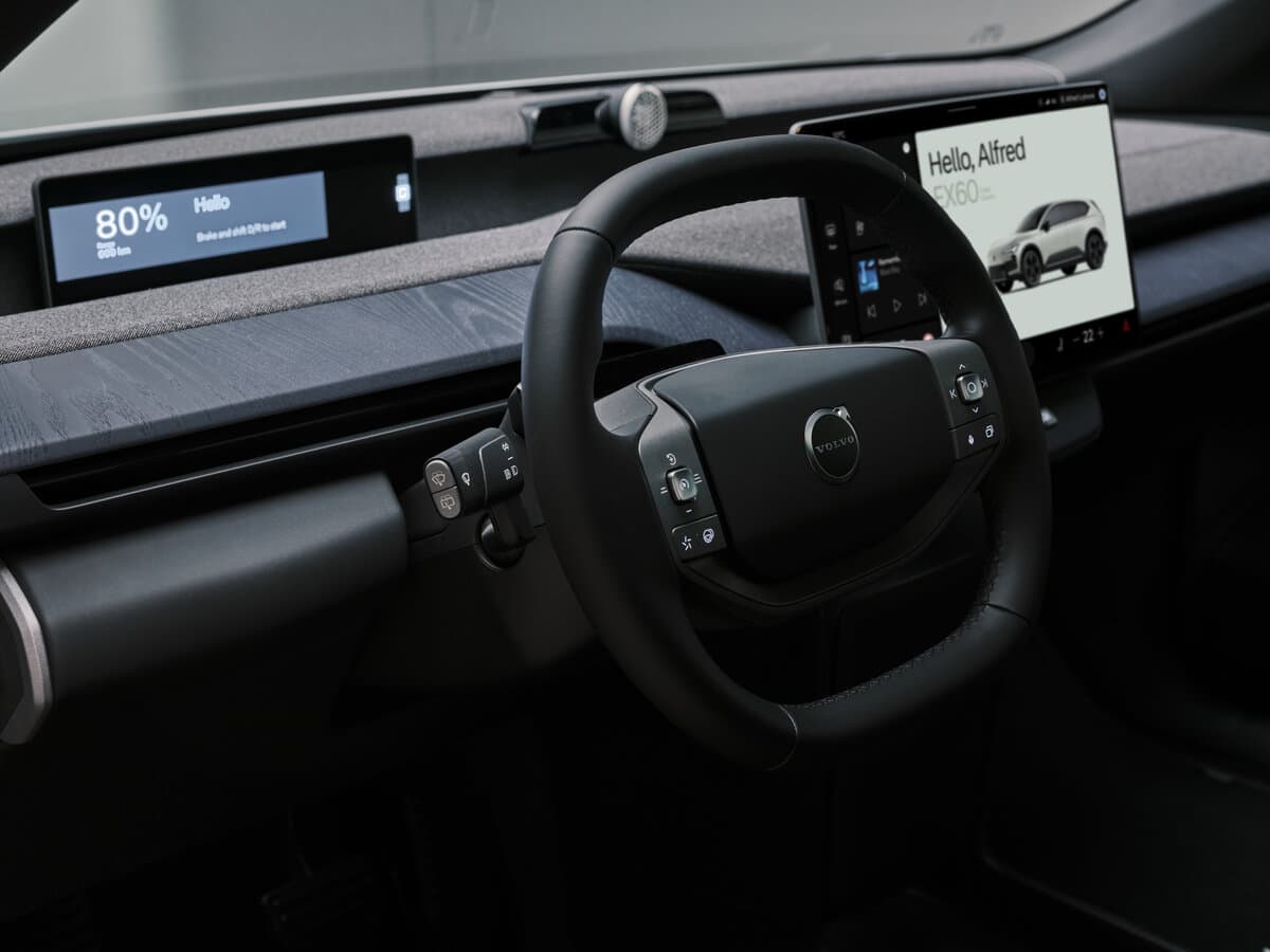 Volvo EX60 2026 – indiyədək — Sükan