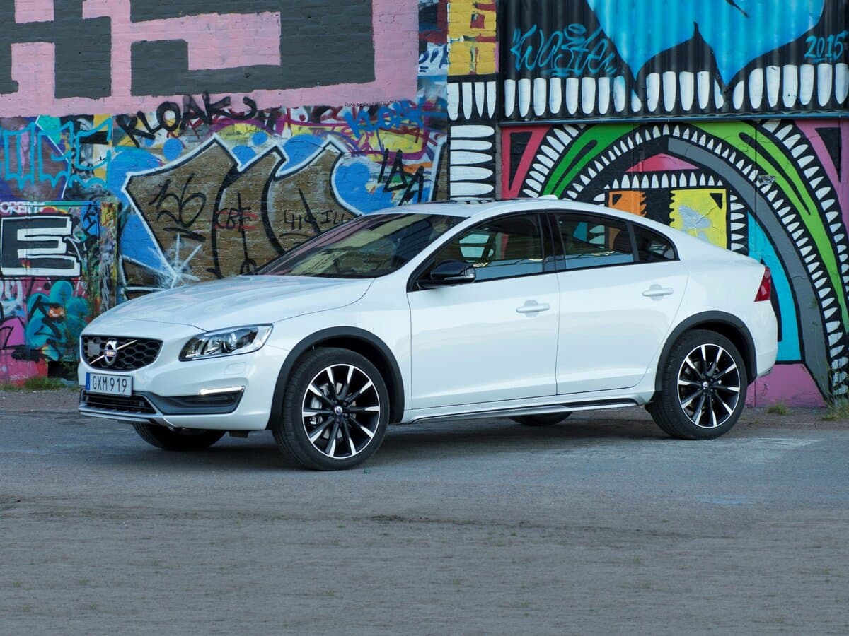 Volvo S60 Cross Country 2015 – 2018 — Əsas şəkil