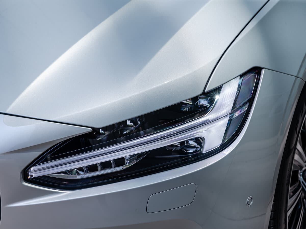 Volvo S90 II Restayling — Fara