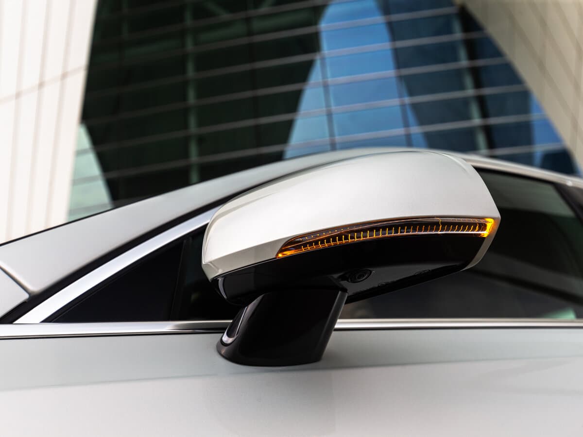 Volvo S90 II Restayling — Yan güzgü
