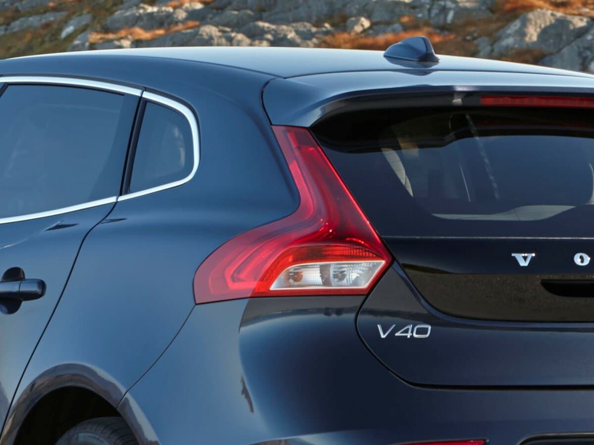 Volvo V40 II — Detal