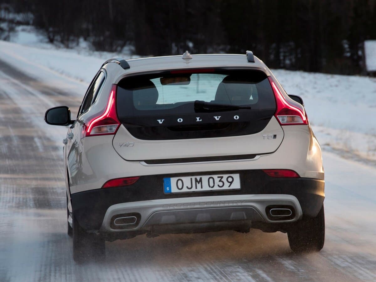 Volvo V40 Cross Country I Restayling — Arxadan