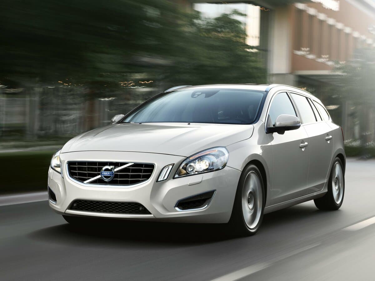 Volvo V60 I — Əsas şəkil