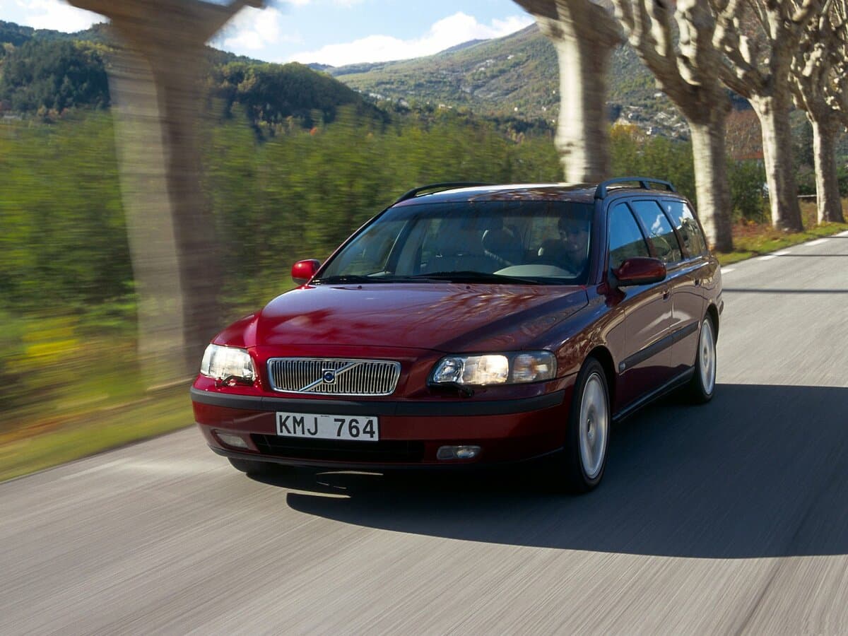 Volvo V70 II — Əsas şəkil