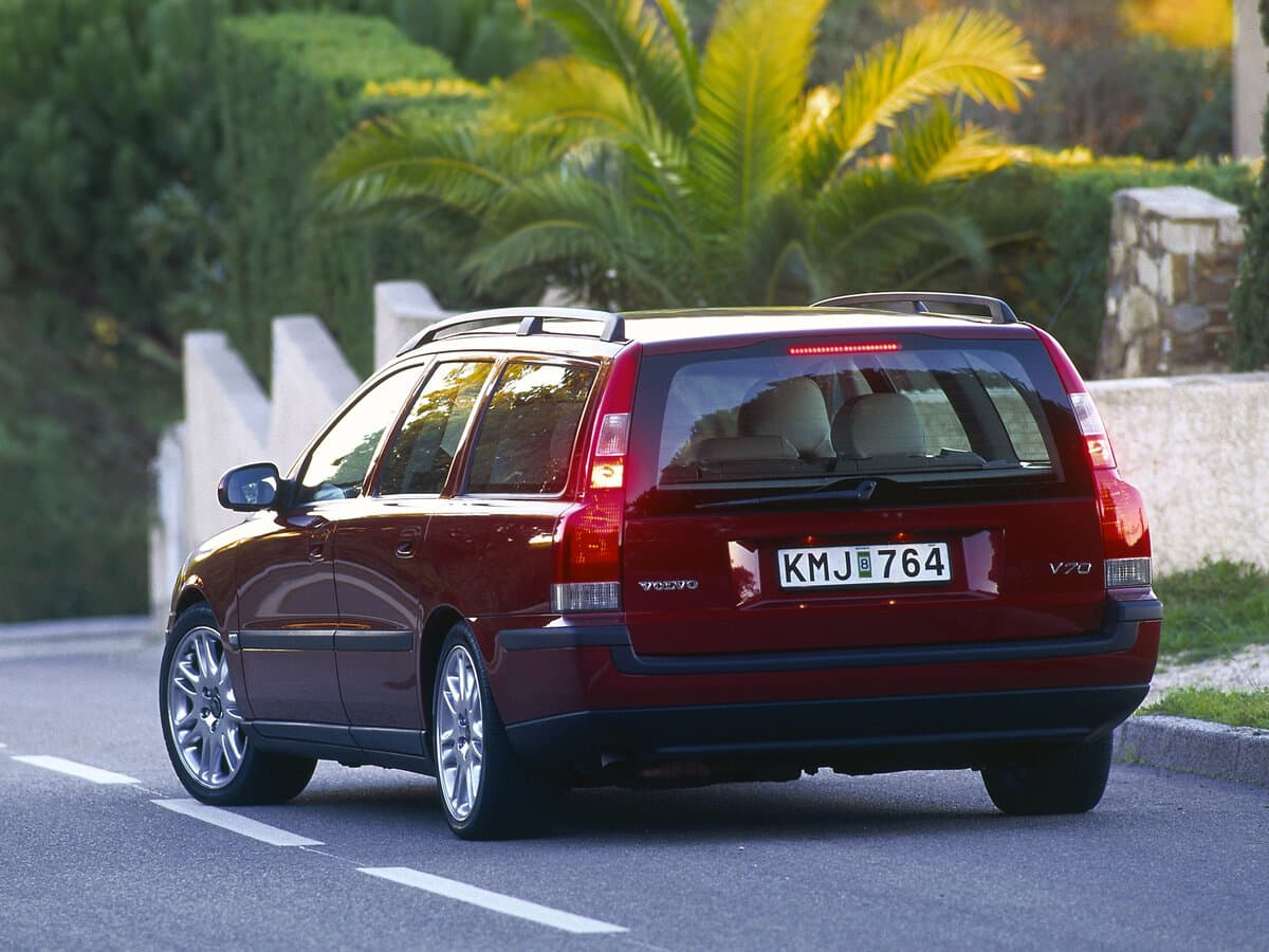 Volvo V70 II — 3/4 arxadan