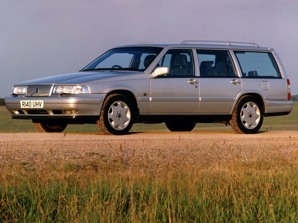 Volvo V90 I — Əsas şəkil