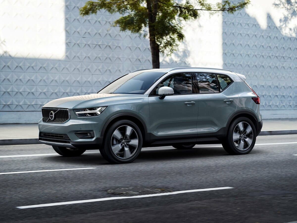 Volvo XC40 I — Əsas şəkil