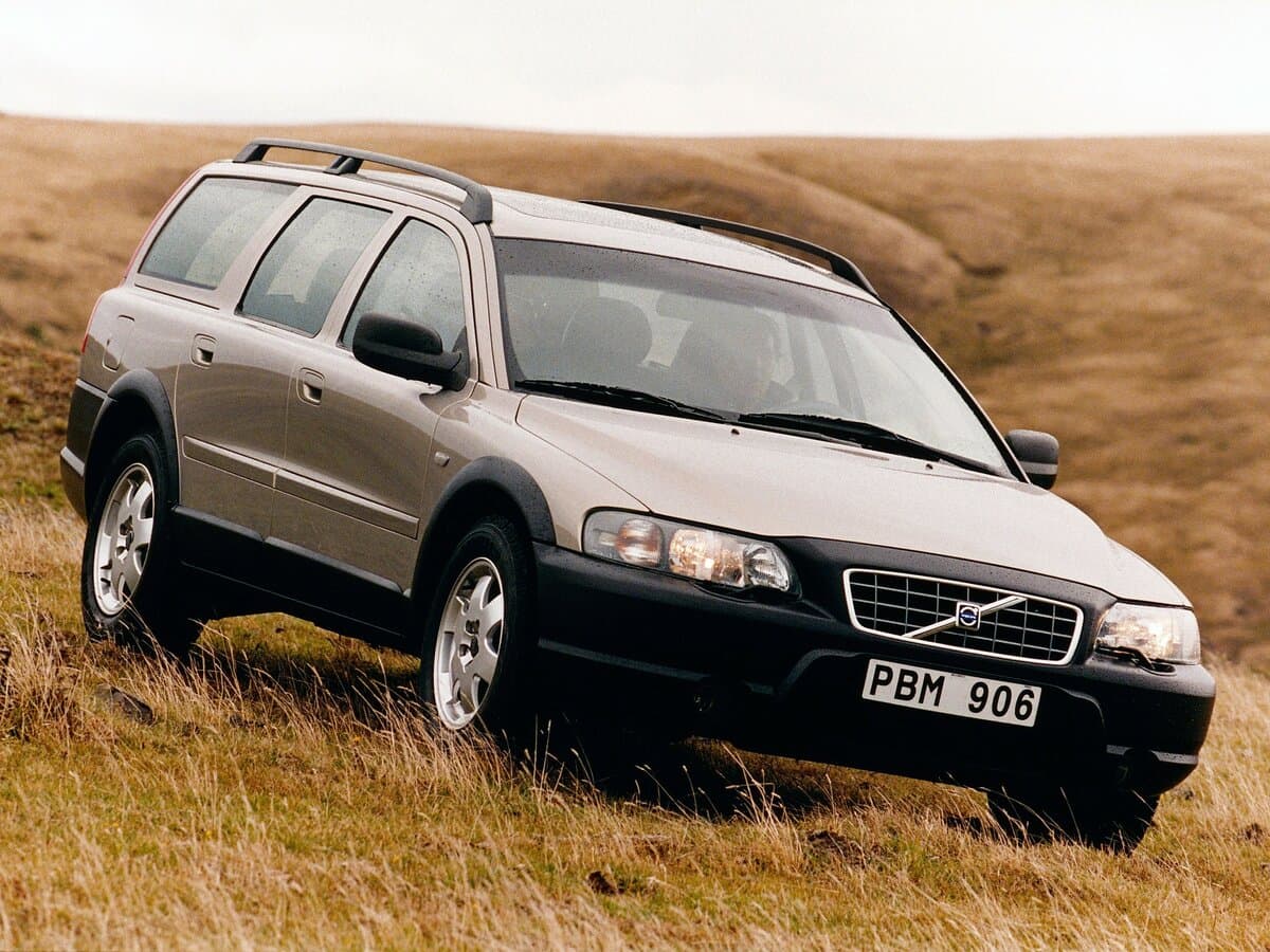 Volvo XC70 I — Öndən