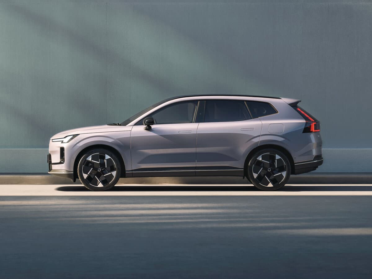 Volvo XC70 III — Yandan