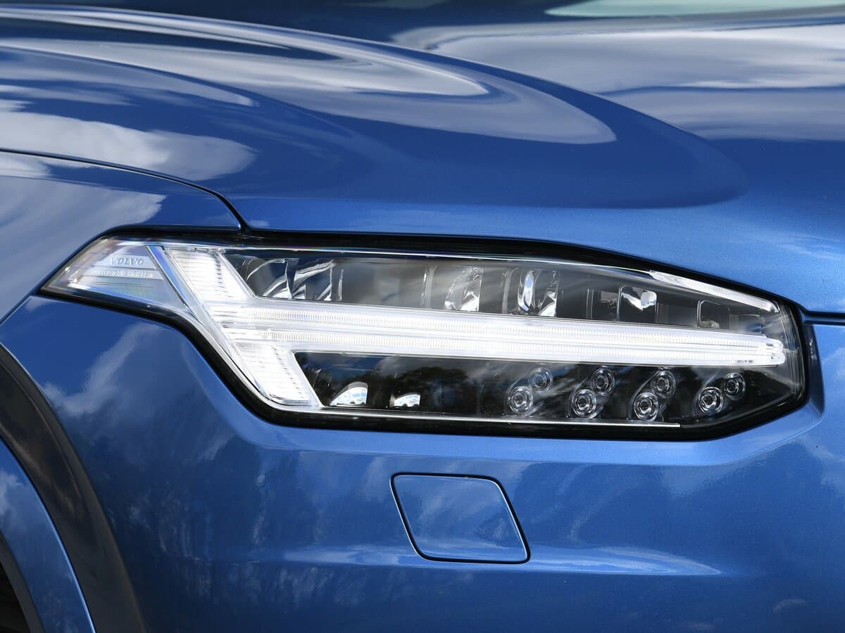 Volvo XC90 II — Fara
